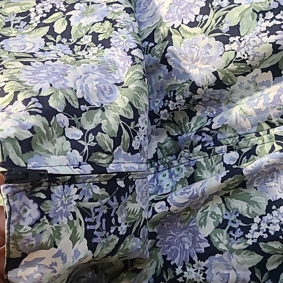 Vintage Laura Ashley floral dress - Picture 12 of 15